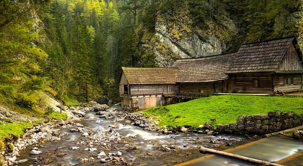 Turisticka Ubytovna Liptovský Mikuláš Екстериор снимка